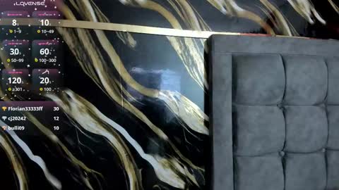 mature_gold online show from October 2025 01:01:02 PM