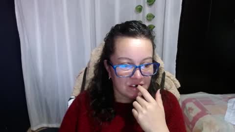 Snapshot of mature_wolf chatting on January 2025 12:24:02 PM Sonia online show from January 2025 12:24:02 PM