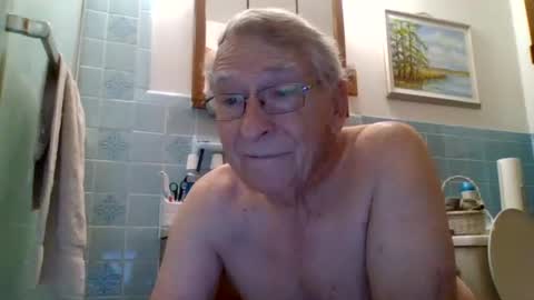 Snapshot of maturecouple1954 chatting on January 2026 02:46:02 AM SXECPL55 at G mail Dot Com online show from January 2026 02:46:02 AM