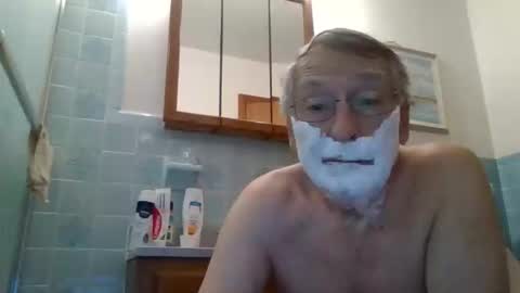 Snapshot of maturecouple1954 chatting on March 2026 04:33:01 PM SXECPL55 at G mail Dot Com online show from March 2026 04:33:01 PM