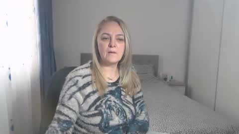 maturediana online show from February 2025 10:20:02 AM