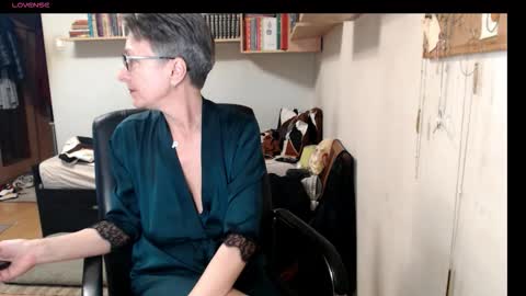 maturekate online show from October 2025 09:26:01 AM