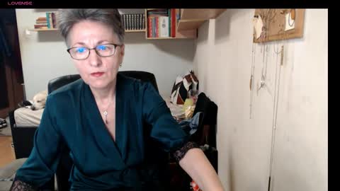 maturekate online show from October 2025 06:22:02 AM