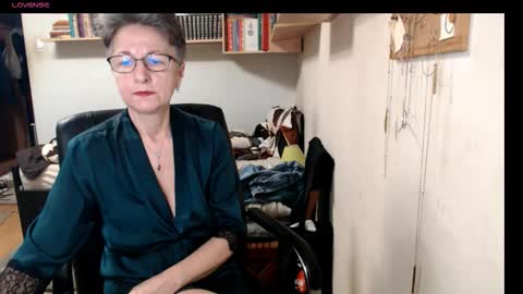maturekate online show from October 2025 06:35:02 AM