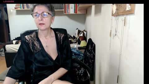 maturekate online show from October 2025 06:38:01 AM