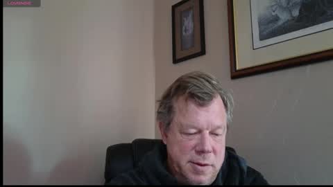 Snapshot of matureluvin chatting on October 2025 04:13:02 PM JustUs online show from October 2025 04:13:02 PM