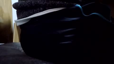 mau422 online show from November 2025 12:28:01 PM