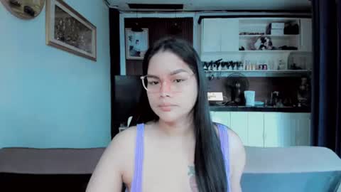 Snapshot of maui2612 chatting on July 2026 10:45:01 PM Maui 18 online show from July 2026 10:45:01 PM
