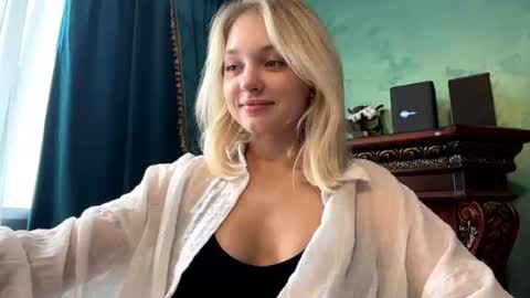 Snapshot of mauriceproenza chatting on July 2026 07:23:02 AM Eva 1st day online show from July 2026 07:23:02 AM