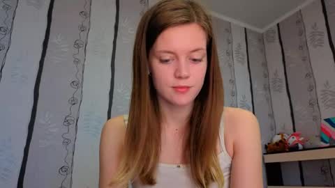 Snapshot of maurineneverman chatting on May 2026 08:01:01 AM Lucy online show from May 2026 08:01:01 AM