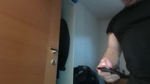 mauro1971 online show from November 2025 08:02:02 AM