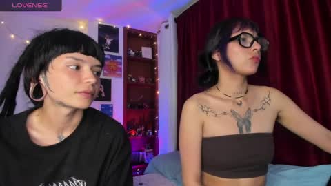 mavimist_ online show from April 2026 01:47:01 AM