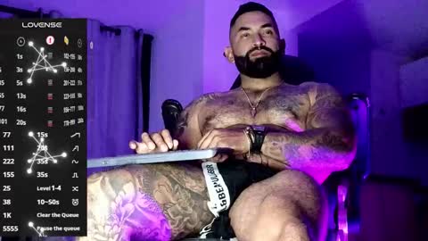 Snapshot of max__prada chatting on February 2026 02:16:01 AM max__prada online show from February 2026 02:16:01 AM