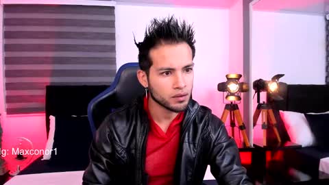 Snapshot of max_conor_ chatting on March 2025 11:14:02 AM Max Conor online show from March 2025 11:14:02 AM