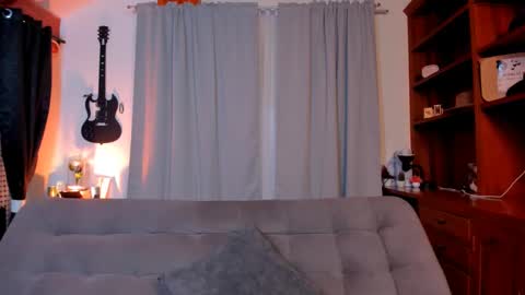 max D. online show from January 2025 01:44:01 AM