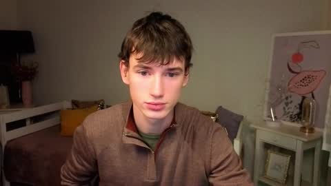 Max online show from December 2025 04:07:02 AM