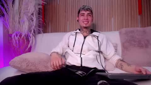 Max online show from March 2026 03:36:01 AM