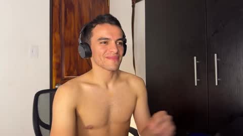 Max Lancaster online show from December 2024 12:04:02 AM