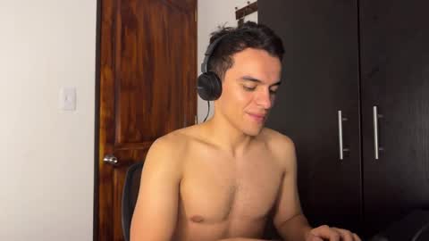 Max Lancaster online show from December 2024 02:09:01 AM