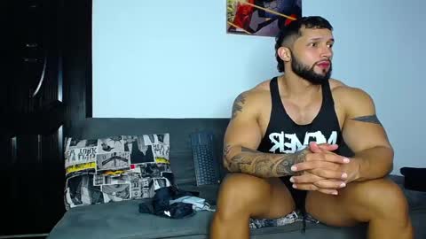 Snapshot of max_mayer chatting on February 2025 05:20:02 AM Maximo Mayer online show from February 2025 05:20:02 AM