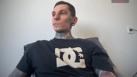    online show from February 2025 09:47:02 AM