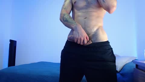 max_xl_ online show from October 2025 11:05:01 PM