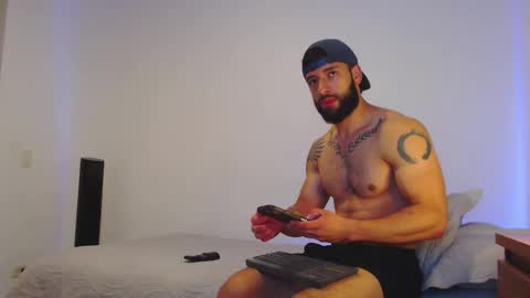 max_xl_ online show from January 2026 03:27:01 PM