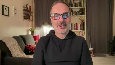 Max Mikado online show from February 2025 10:00:01 PM