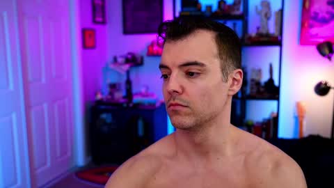 Max Hughes online show from November 2025 02:44:01 AM