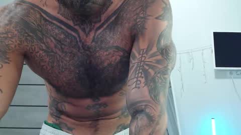 Snapshot of maxi_foxxx chatting on September 2025 07:45:02 AM Maximus Fox online show from September 2025 07:45:02 AM