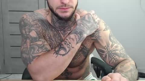 Snapshot of maxi_foxxx chatting on May 2026 06:07:01 AM Maximus Fox online show from May 2026 06:07:01 AM
