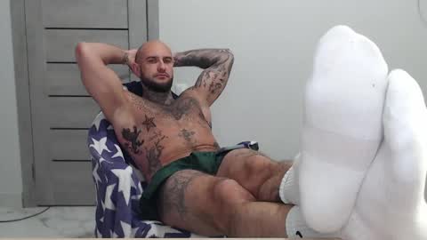 Snapshot of maxi_foxxx chatting on June 2026 05:12:01 AM Maximus Fox online show from June 2026 05:12:01 AM