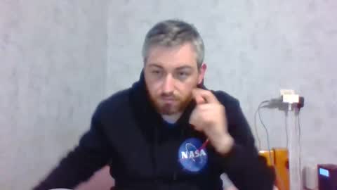 Maxime online show from January 2025 07:24:01 PM