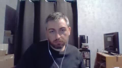 Snapshot of maximefrxx chatting on February 2026 09:55:01 PM Maxime online show from February 2026 09:55:01 PM