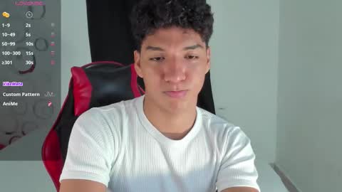 Snapshot of maximiliano_khalil chatting on February 2026 07:26:01 PM Maximiliano online show from February 2026 07:26:01 PM