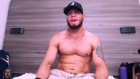 Maximiliano online show from July 2026 07:49:02 PM