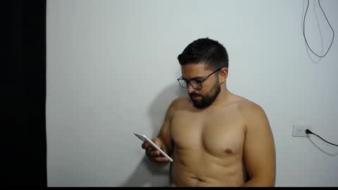 maximo_2000 online show from February 2025 01:41:01 AM