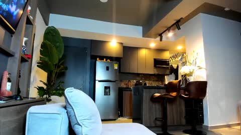 Snapshot of maximo_and_marcelo chatting on March 2026 10:15:02 AM maximo_and_marcelo online show from March 2026 10:15:02 AM