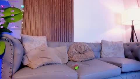 Snapshot of maximo_wolf1 chatting on May 2026 09:13:01 PM Maximo Wolf online show from May 2026 09:13:01 PM