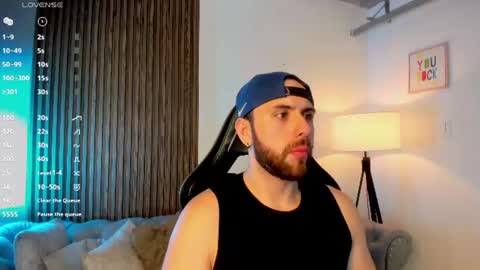 Snapshot of maximo_wolf1 chatting on June 2026 03:13:01 AM Maximo Wolf online show from June 2026 03:13:01 AM