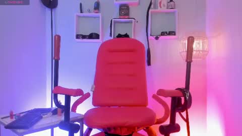 MAXIMO online show from June 2026 04:26:02 AM