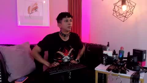 MAXIMO online show from July 2026 03:45:02 AM