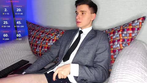 Max online show from December 2024 06:05:02 PM