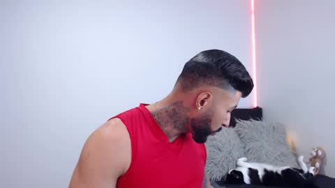 Independent Model online show from September 2025 02:59:01 AM