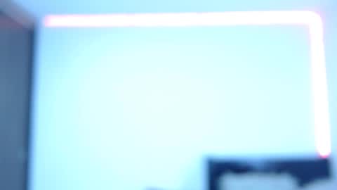 Independent Model online show from December 2025 03:23:01 AM