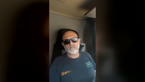 maxinn1967 online show from August 2026 12:19:01 PM