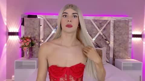 Maxi Rogers online show from March 2026 11:37:01 AM