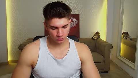 MaxKaiden online show from September 2025 05:41:02 AM