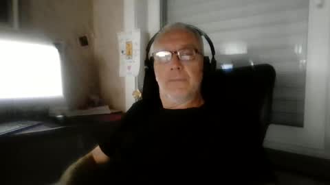 maxou569 online show from June 2026 06:44:01 AM