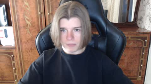 Snapshot of maxplay18 chatting on January 2025 02:03:02 PM Max online show from January 2025 02:03:02 PM